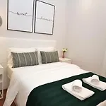 Guestready - Lemon House With Private Garden Lisboa