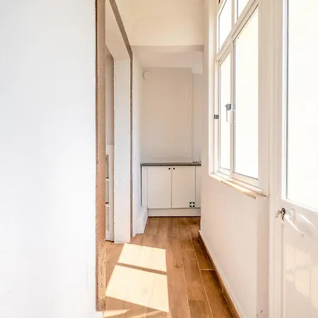 Apartamento Guestready - Lemon House With Private Garden Lisboa