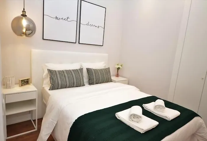 Guestready - Lemon House With Private Garden Lisboa