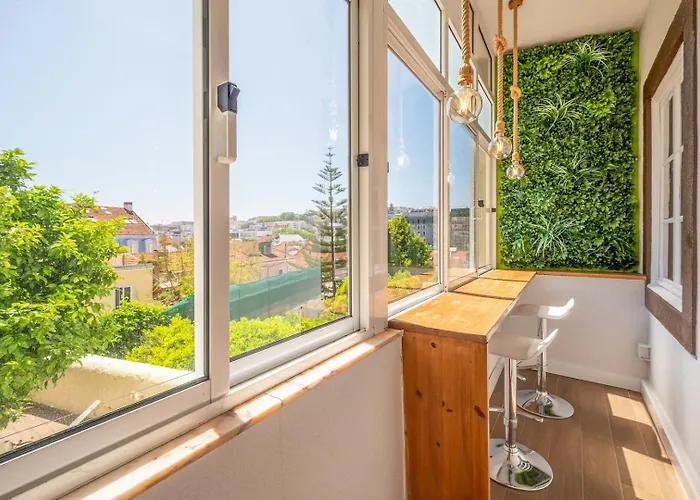 Guestready - Lemon House With Private Garden Lisbona